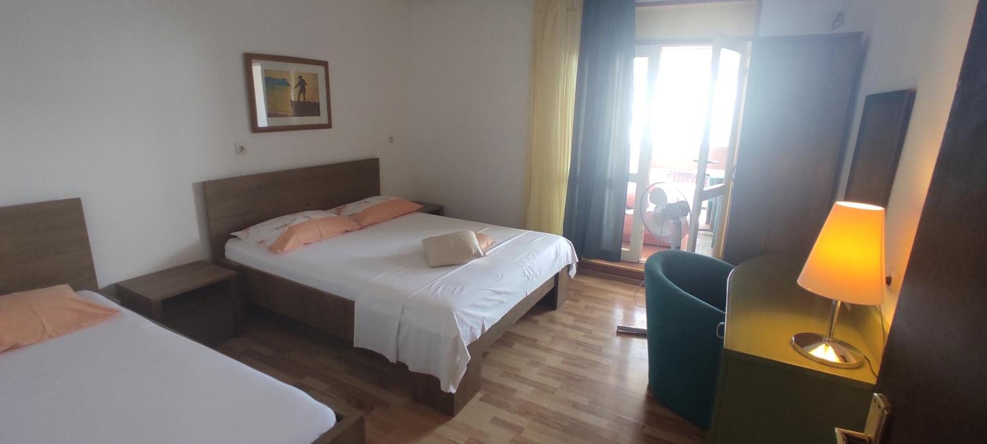 Apartmani Ankora بريست الغرفة الصورة